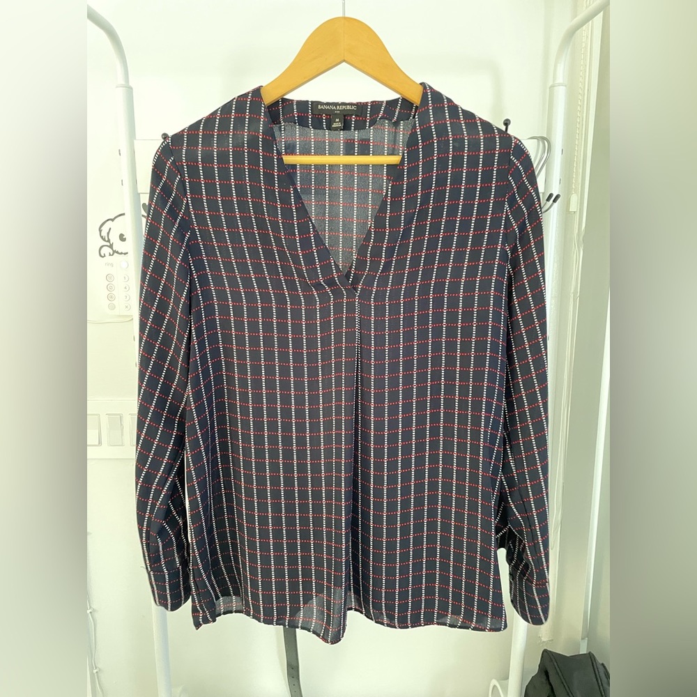 Banana republic shirt blouse navy red white medium M office